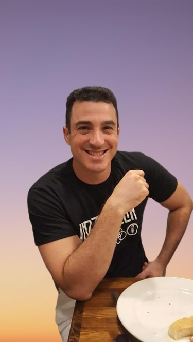 מ"נטוורקינג" לאכפתיות: דודו גולן על הסודות לבניית צוותים מנצחים וקריירה חסינה
